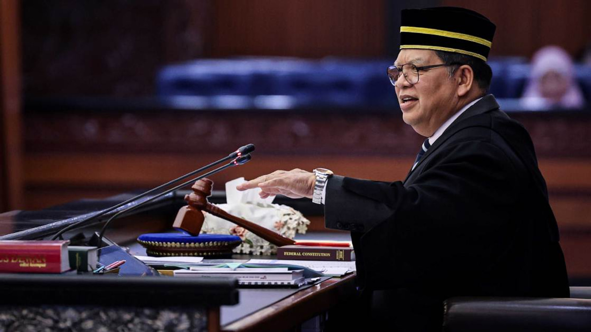 Speaker Johari Warns MPs Against Unjustified Absences from Parliament