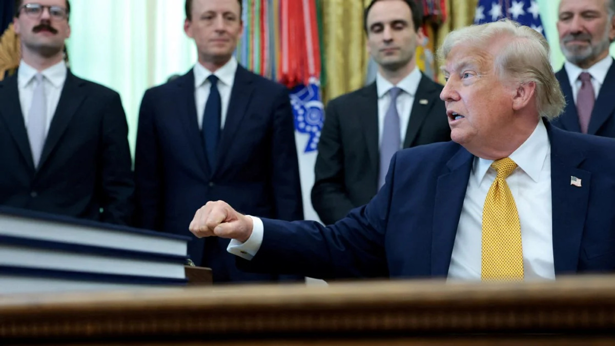 Two Additional Suspects Arrested in Connection with Alleged White House UFC Attack Plot During Trump Event