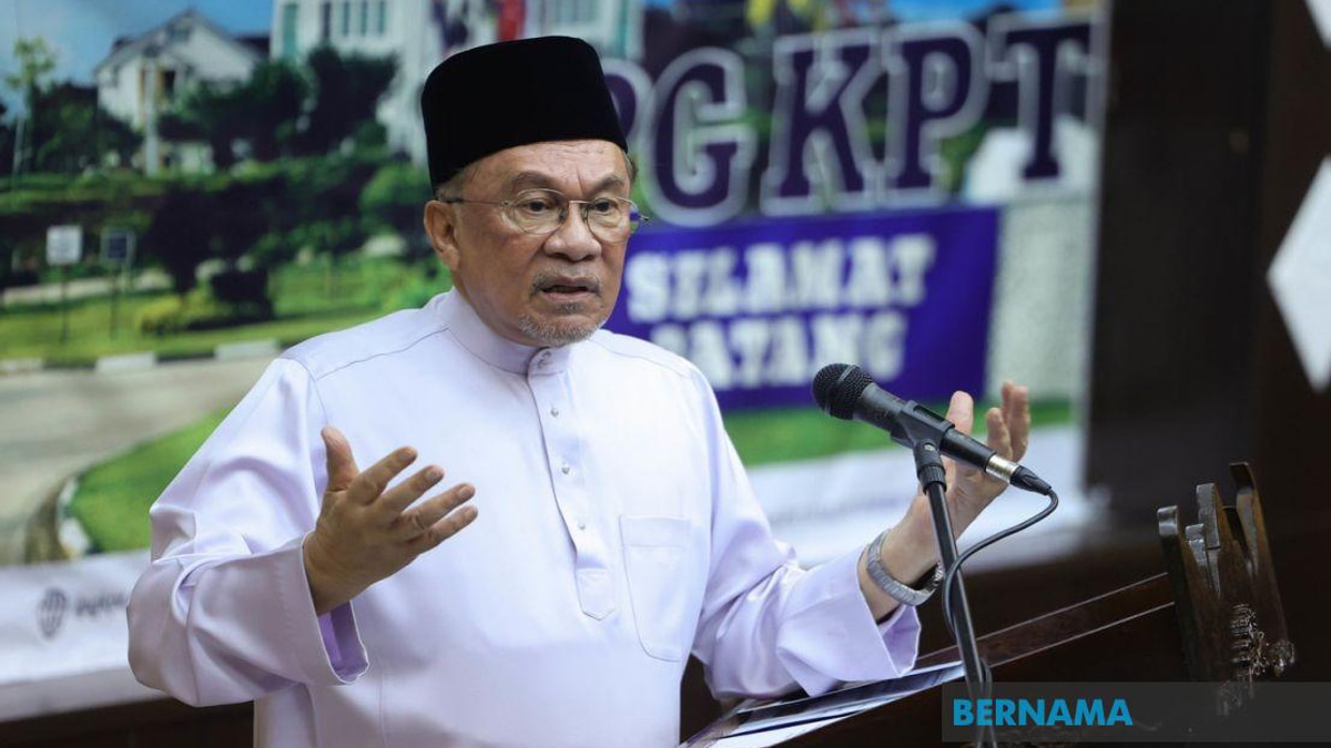 Schools Must Act on Bullying, Not Cover Up Cases, Says PM Anwar