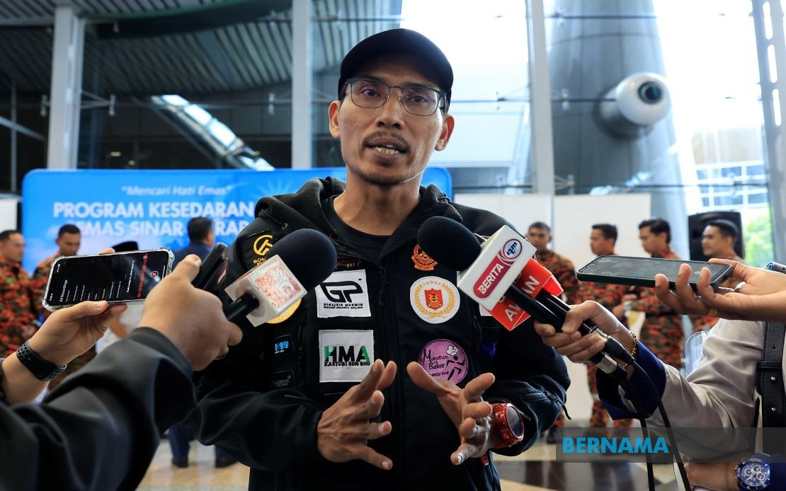 Family Maintains Hope for Missing Malaysian Firefighter in Nepal Disaster