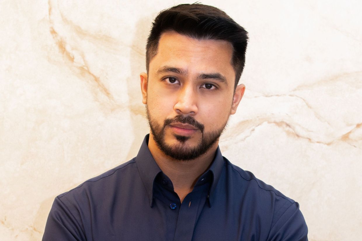 Aliff Aziz Returns to Acting in iQiyi Drama Playing Unfaithful Husband