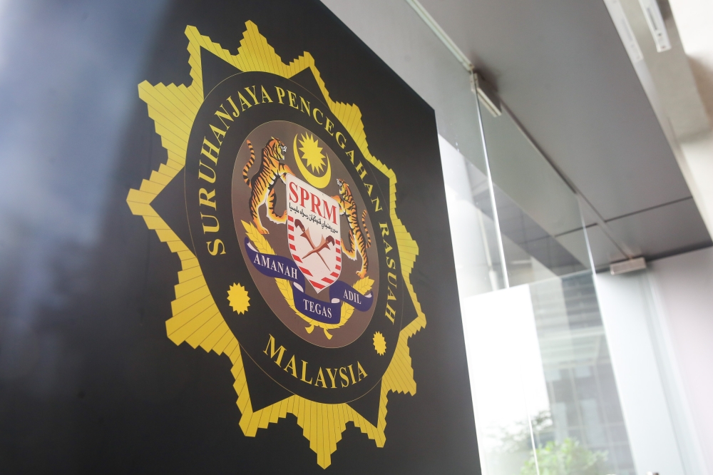 MACC Intensifies Probe Into Former CFO Over RM370 Million Tabung Haji Share Transaction
