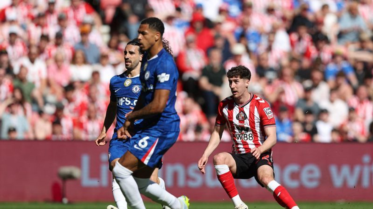 Sunderland secure European football with dramatic Chelsea win
