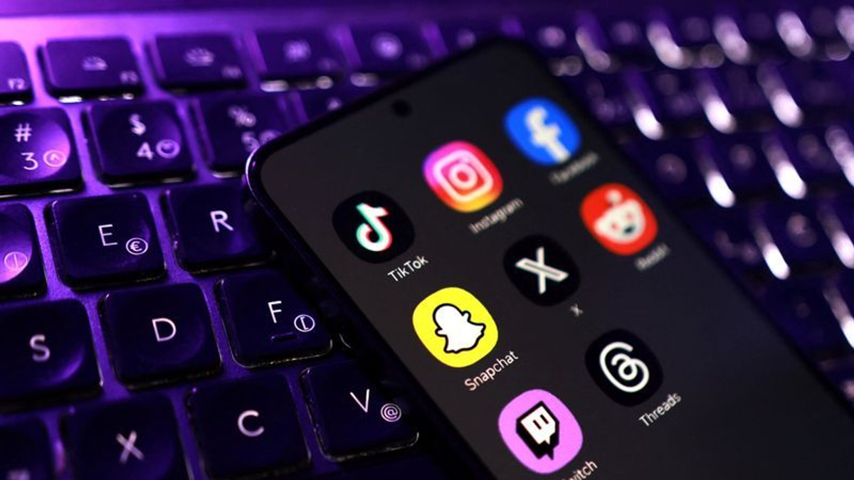 UK study reveals social media curbs improve teen sleep and focus, but enforcement proves challenging