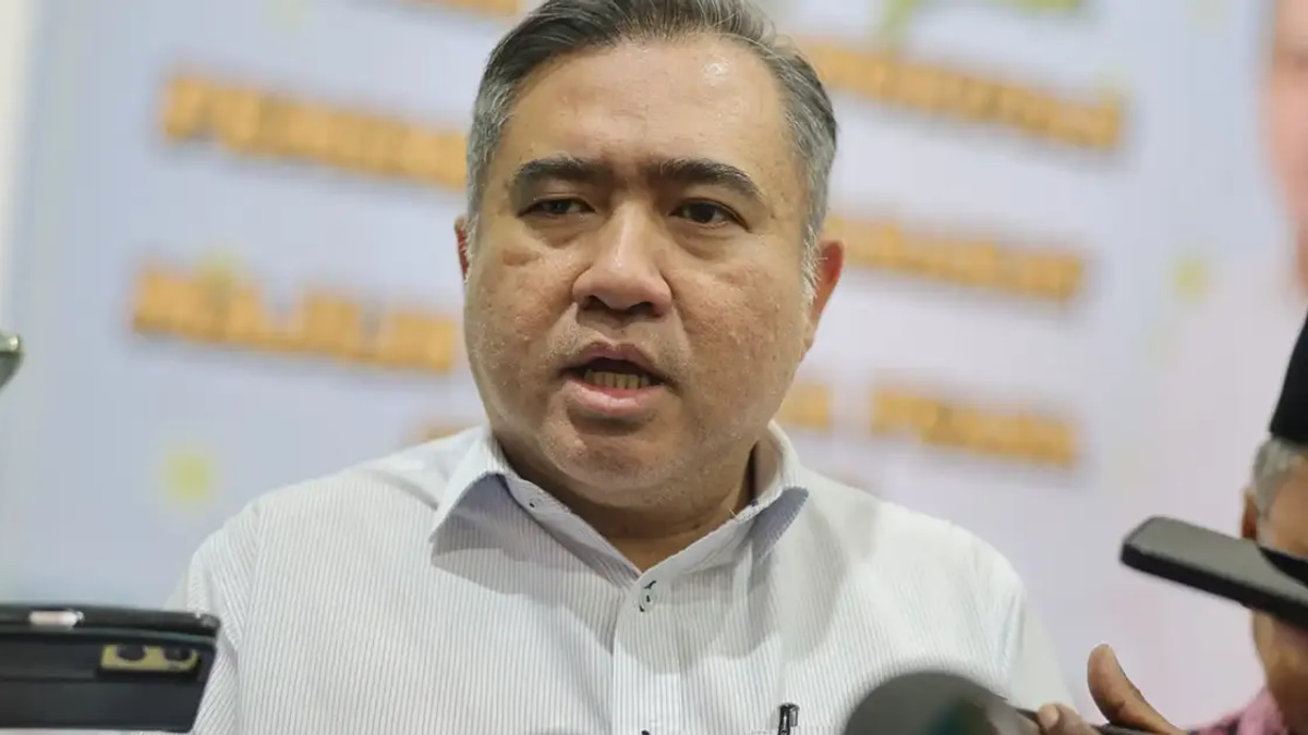 Transport Minister Orders Strictest Penalties Against Prasarana Following Train Derailment