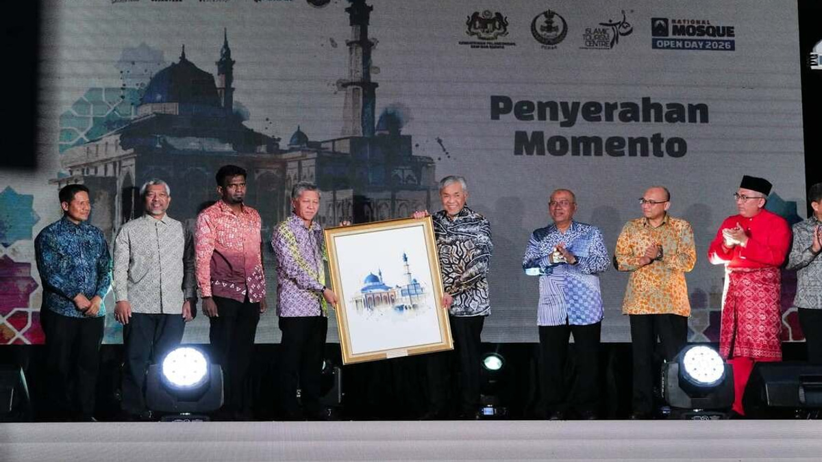 Mosques Should Be Part Of Tourism Ecosystem, Says Ahmad Zahid