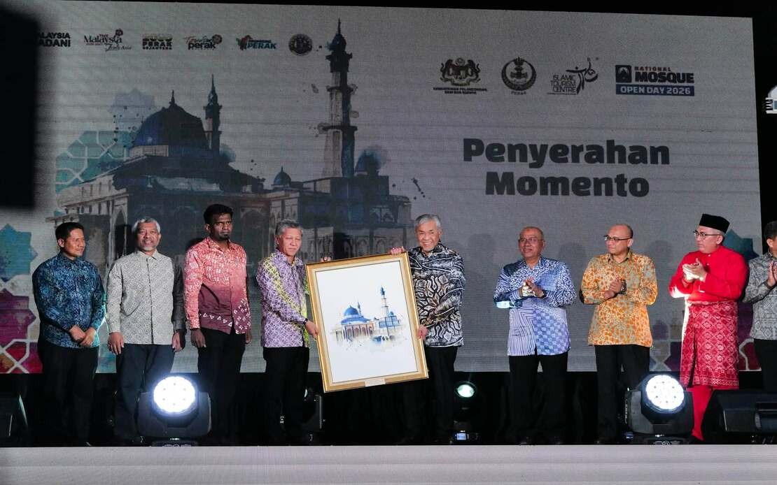Mosques Should Be Part Of Tourism Ecosystem, Says Ahmad Zahid