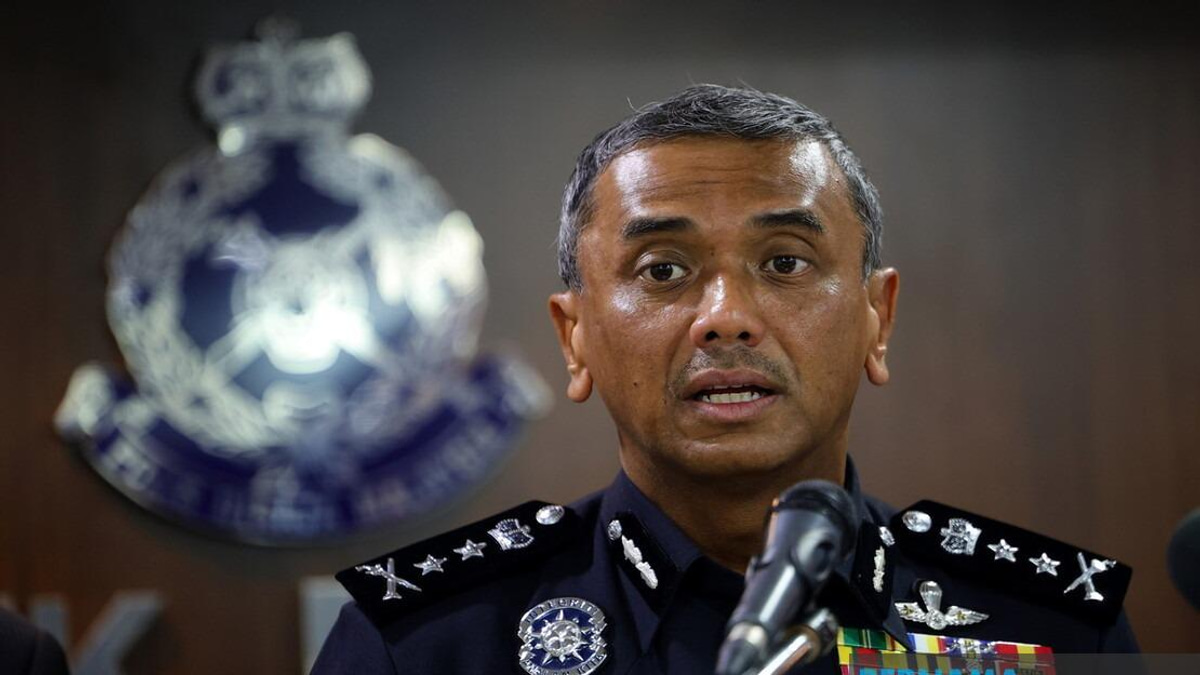 Police Deploy Officers At Tunku Besar Tampin's Residence To Maintain Order