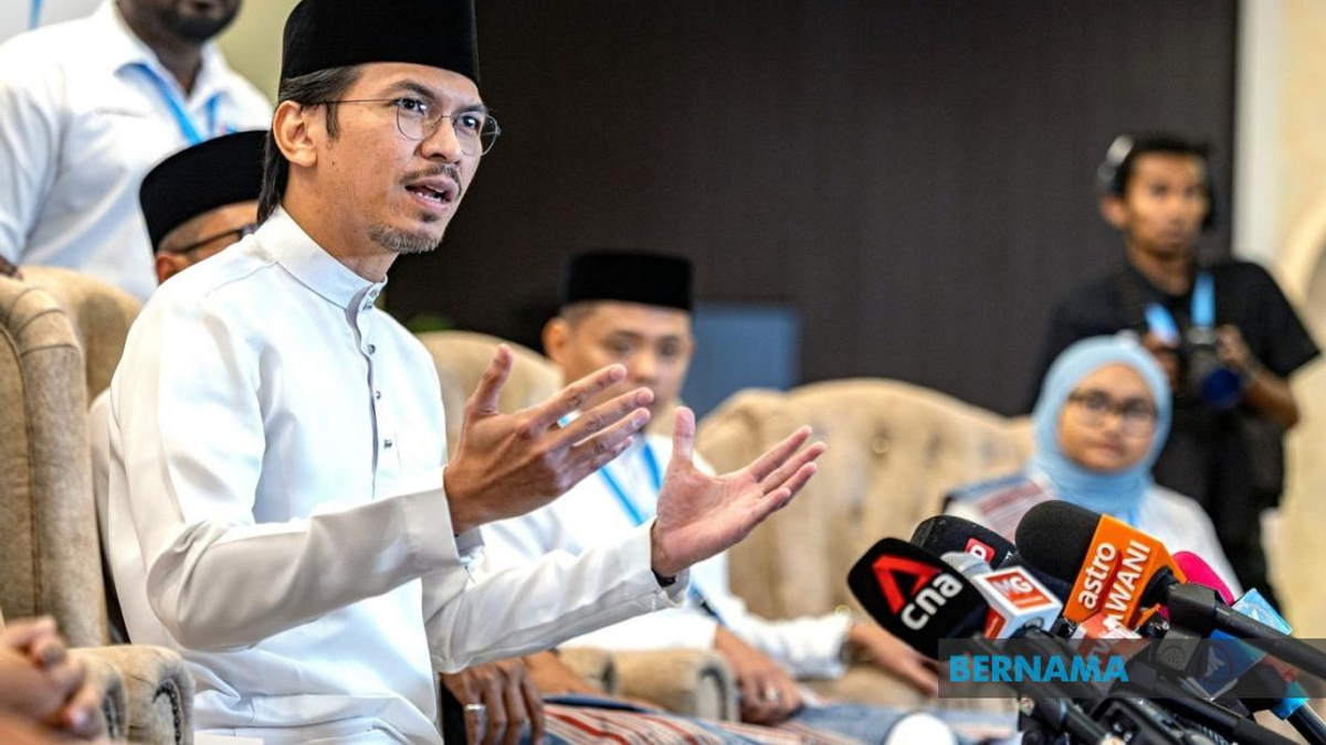 PKR Downplays Member Exodus as Bersama Gains Defectors