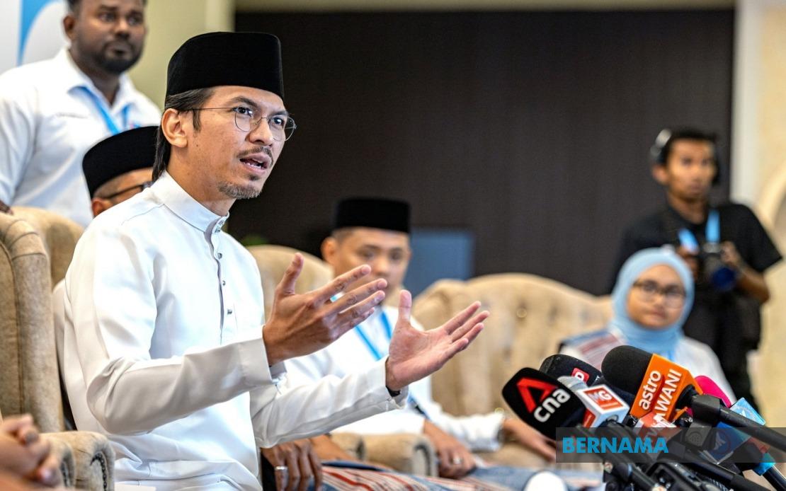 PKR Downplays Member Exodus as Bersama Gains Defectors