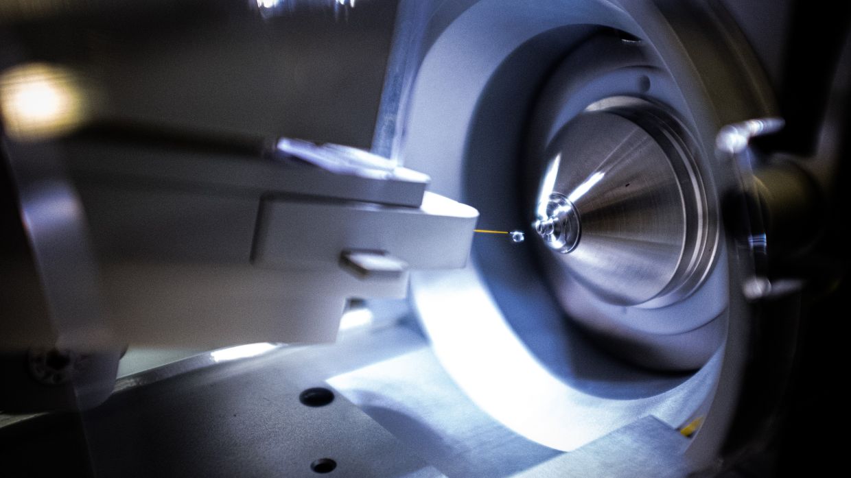 China's Scientific Ambitions Hampered by Dependence on Imported Precision Instruments