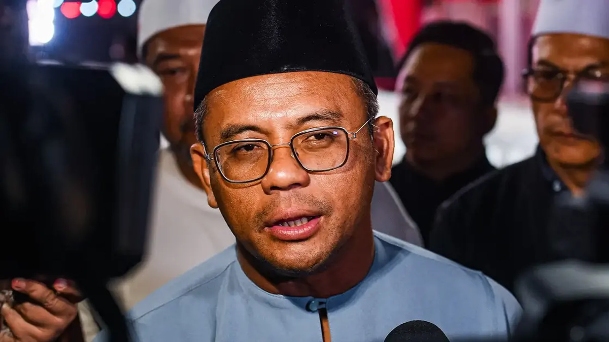 Selangor Launches Legal Review into Assemblyman's Eligibility Following Concerns