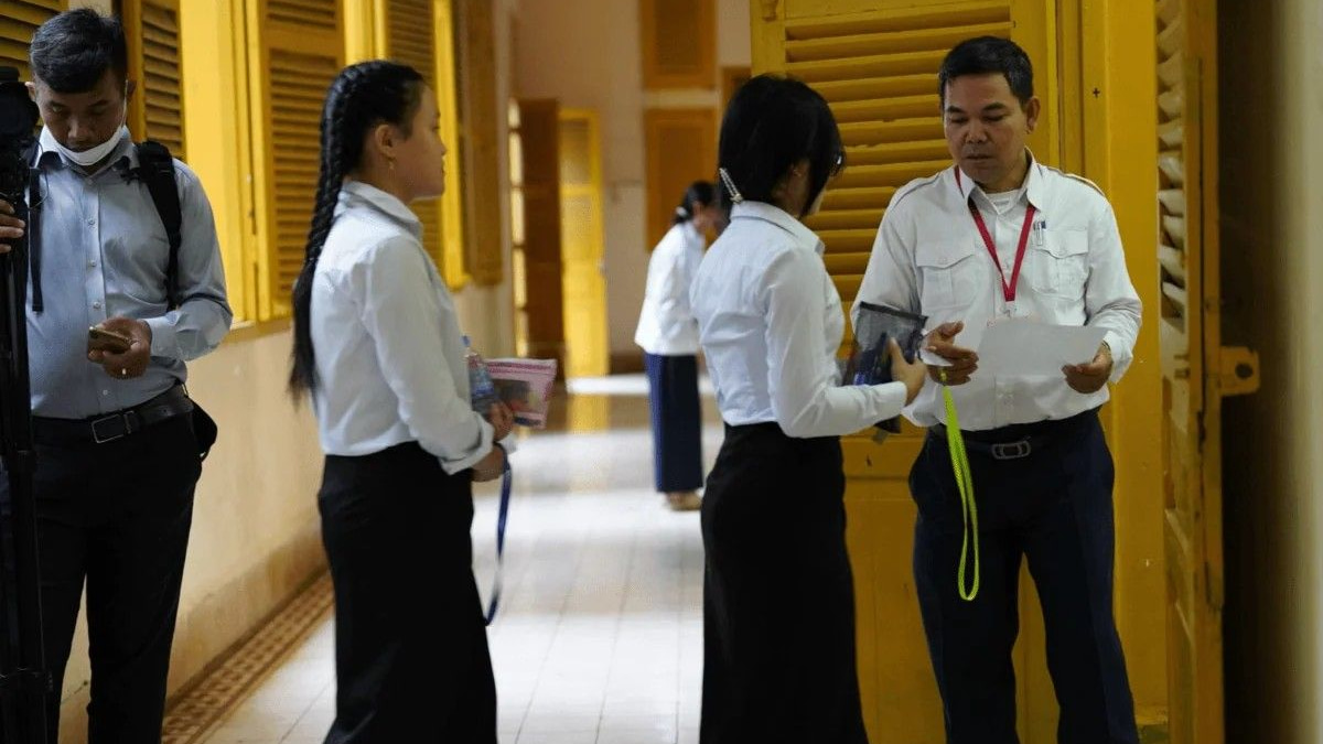 Cambodia's Grade 12 exams proceed amid lingering border crisis as 25 schools remain under Thai control