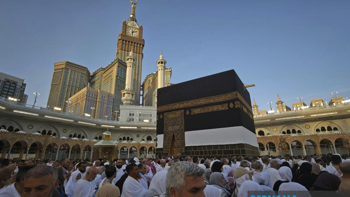 Saudi Arabia Begins Next Year's Haj Preparations Before Current Season Ends