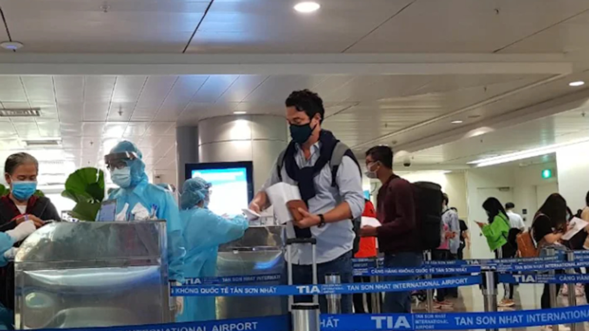 Vietnam tightens Ebola screening and isolation protocols at hospitals