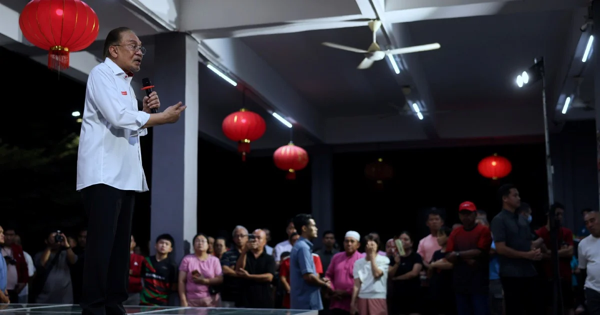 Anwar to push Chinese premier on durian prices during Beijing trip