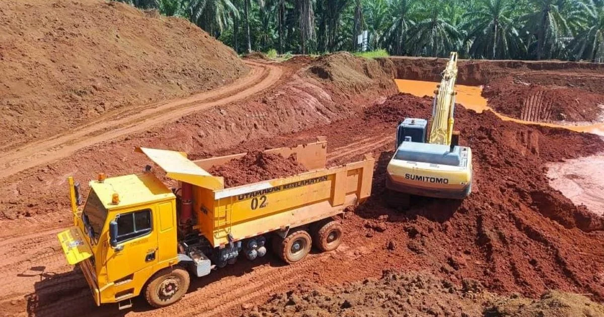 Nine Detained in Felda Bauxite Theft; RM3.75 Million Haul Recovered Near Kuantan