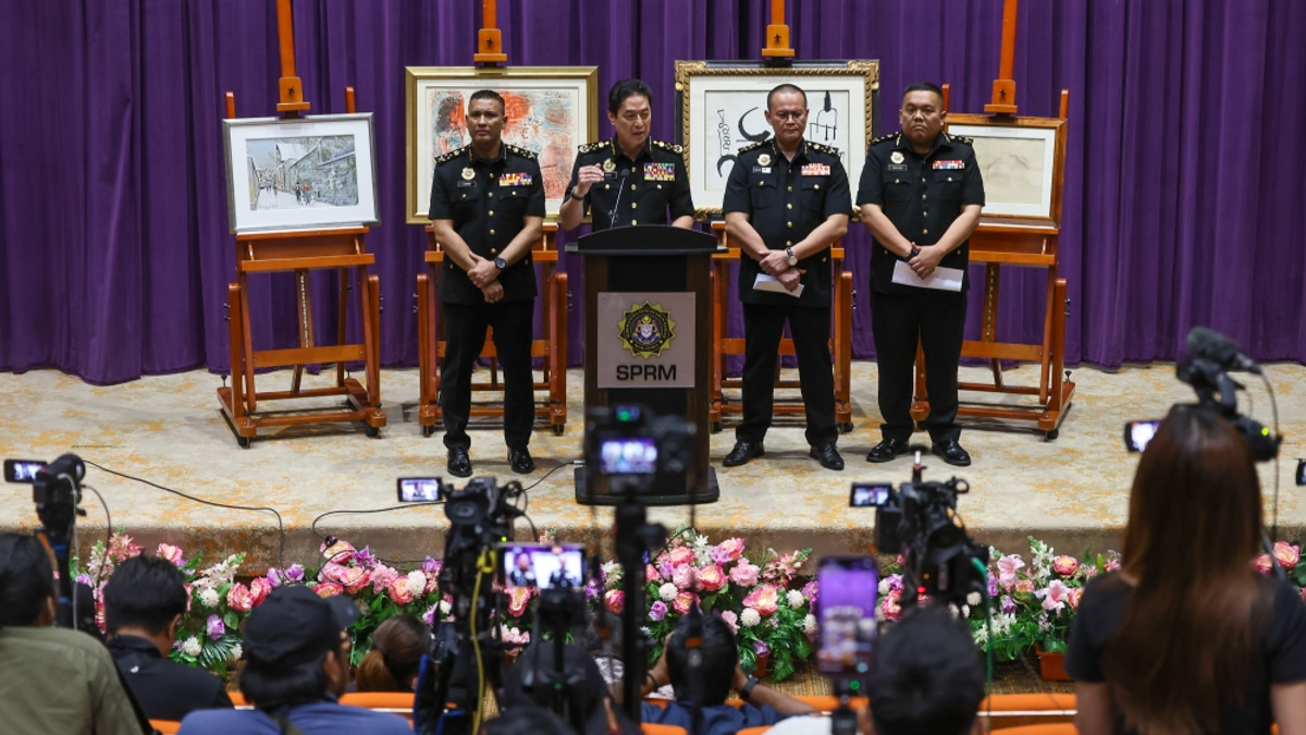 MACC Seeks Charges Against Two in Arm Holdings Chip Investigation