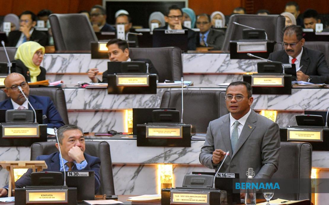 Selangor to Expand University Study Aid Scheme to 5,000 Recipients