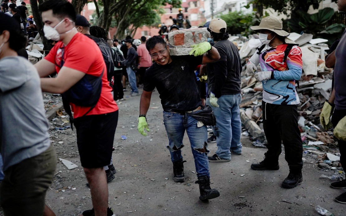 PM Anwar Expresses Solidarity With Colombia After Devastating 7.4-Magnitude Earthquake