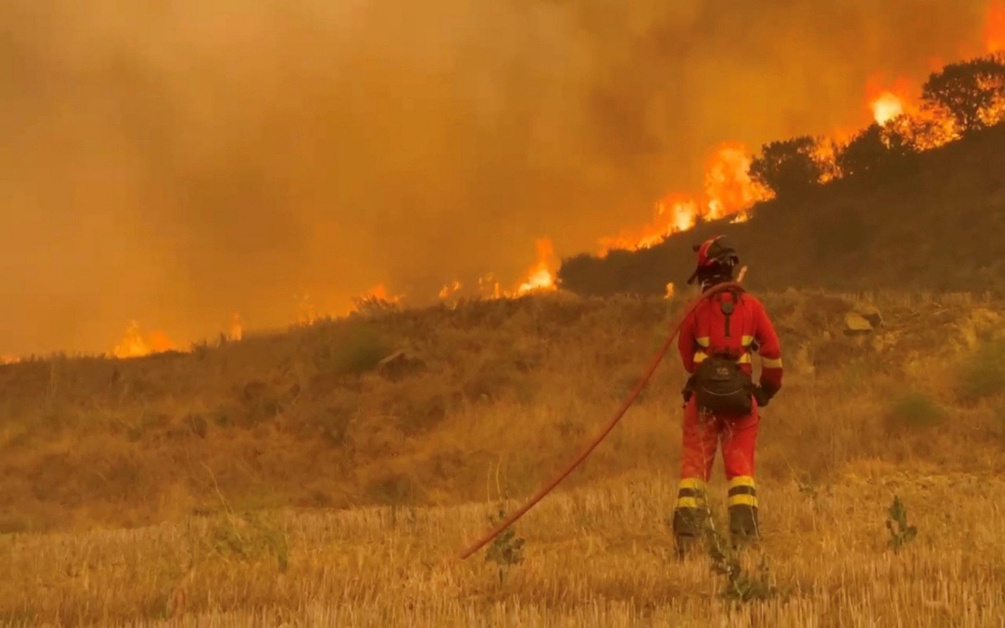 Spain's Worst Wildfire Season Intensifies as 12,000-Hectare Blaze Forces Thousands to Flee