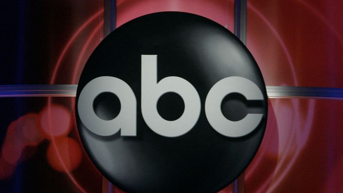 ABC Sues Trump's FCC Over Alleged Intimidation Campaign Affecting News Coverage and Political Booking Decisions