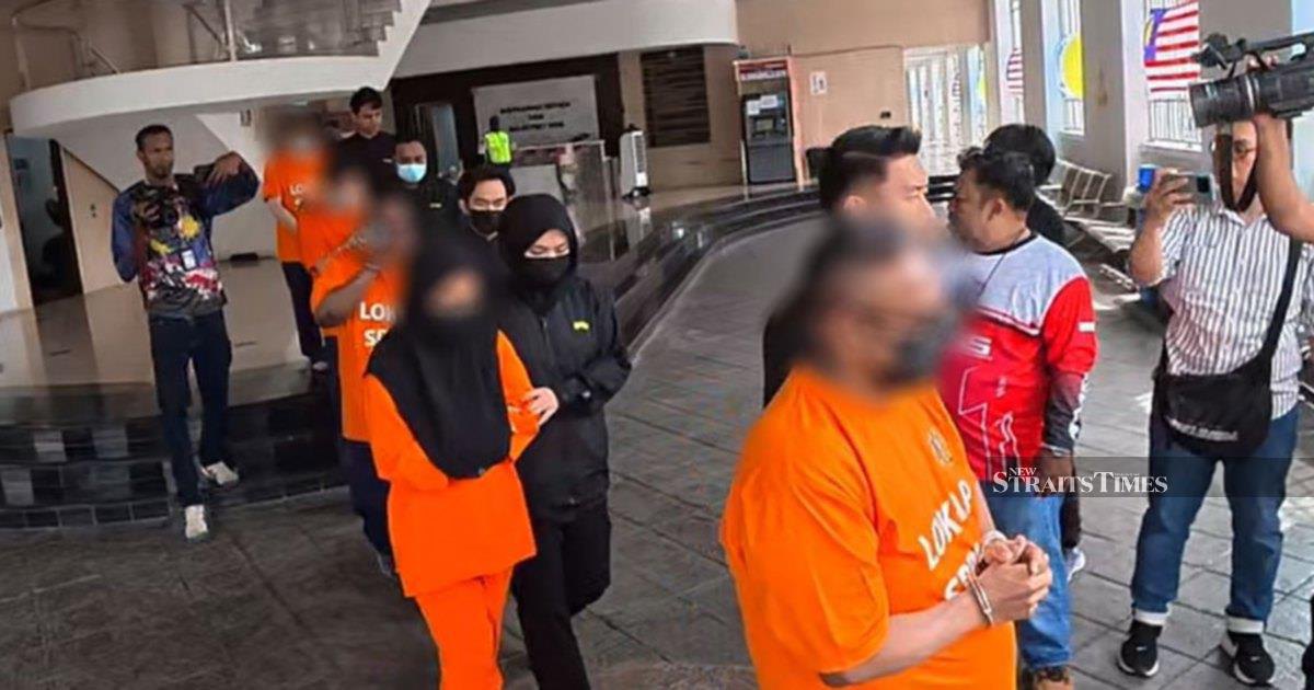 Datuk Agency Chief Among Five Held Over Alleged Power Abuse at Government Land