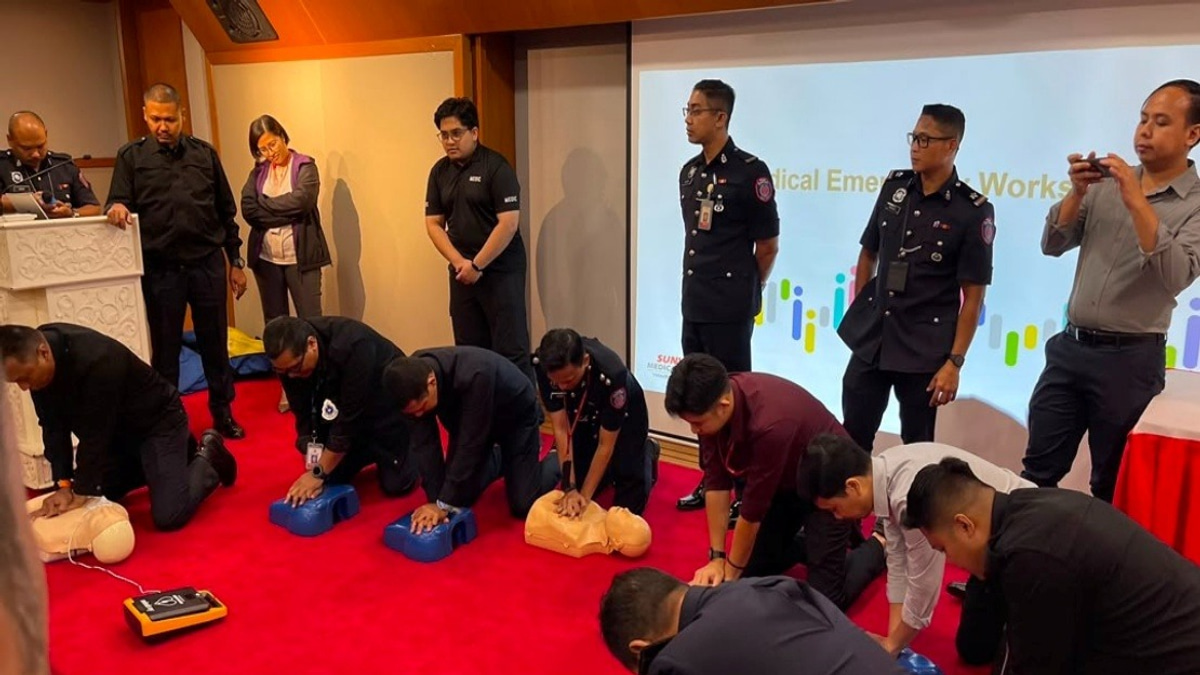 Malaysia's Race Against Time: New Push to Expand Life-Saving Defibrillators Across Kuala Lumpur