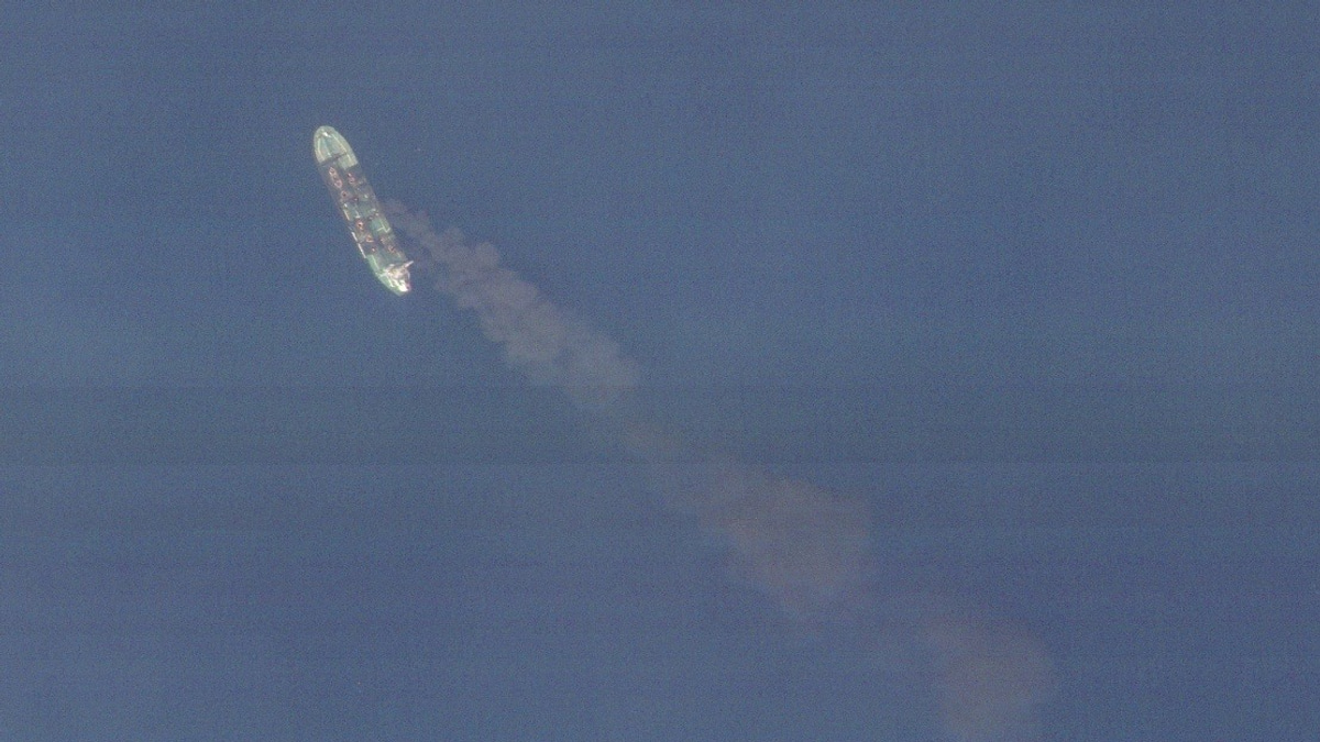 Saudi-led Coalition Pledges to Safeguard Red Sea Trade Routes Amid Houthi Shipping Ban