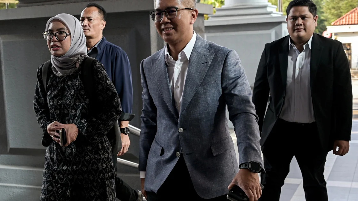 Muhyiddin's hands-off role in Jana Wibawa affirmed as court examines project awards