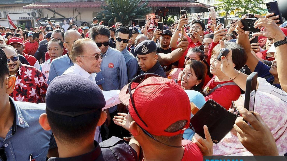 Anwar Defends Federal Government's Equitable Treatment of States Regardless of Political Colour