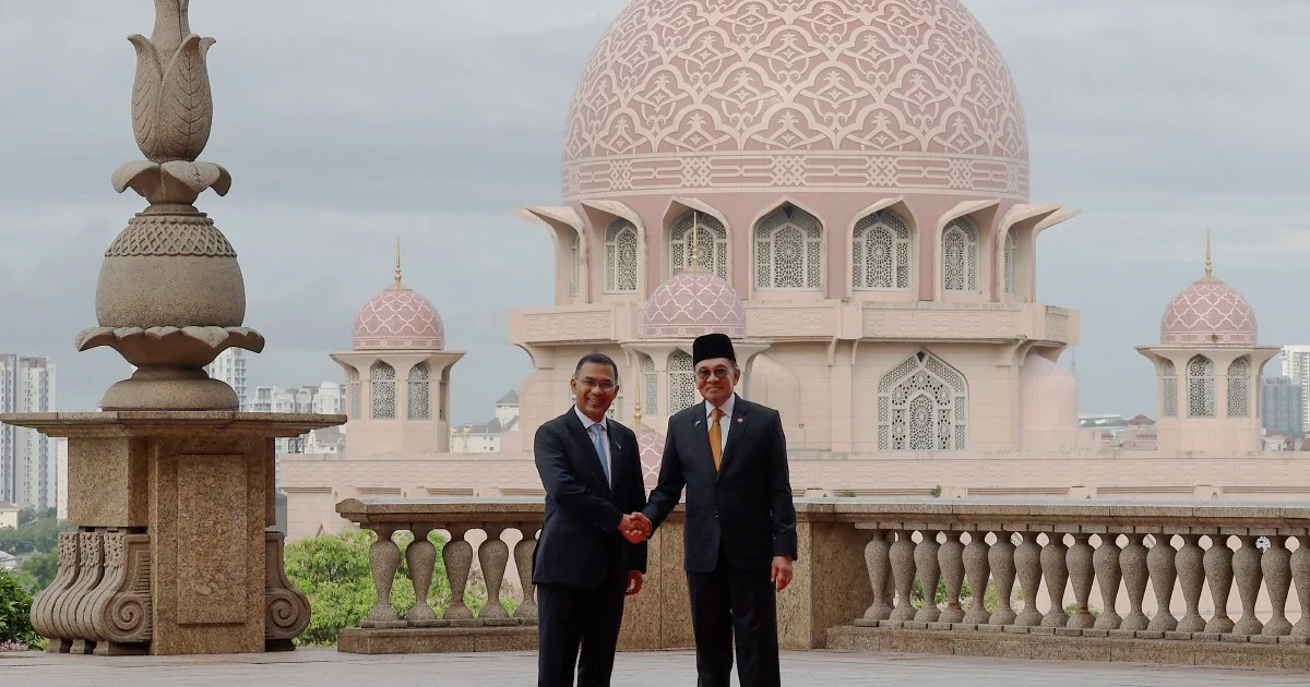 Malaysia Receives Bangladesh's Tarique Rahman for Strategic Regional Talks
