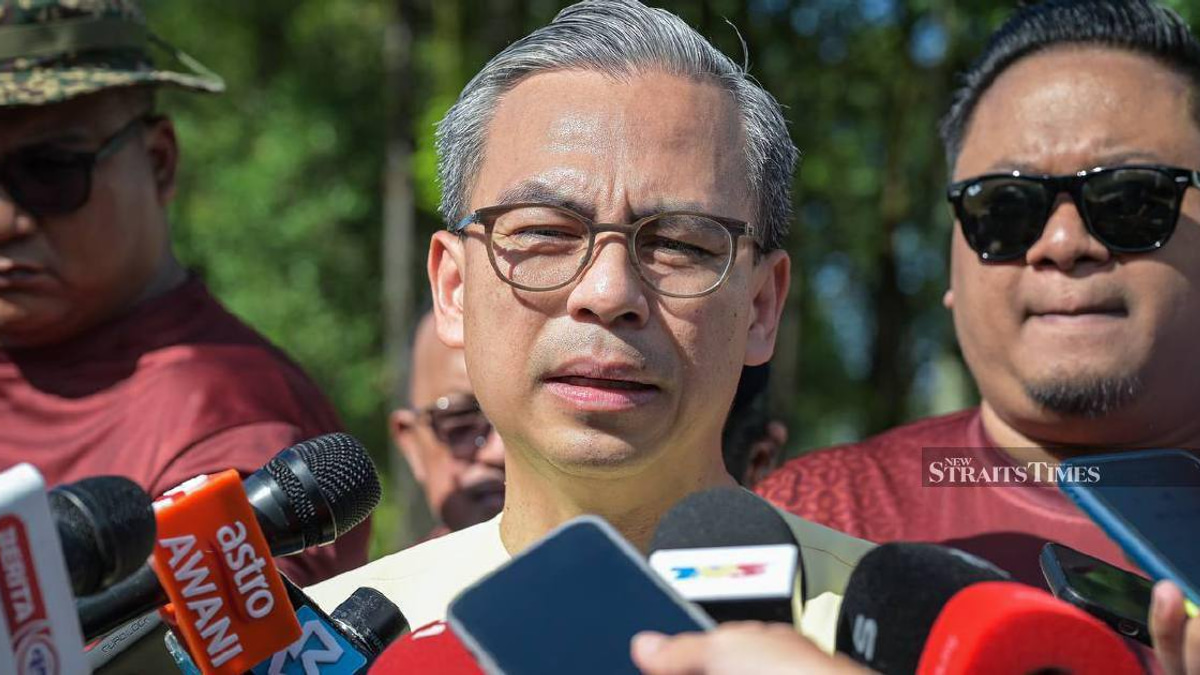 Fahmi thanks Tunku Ismail for backing military