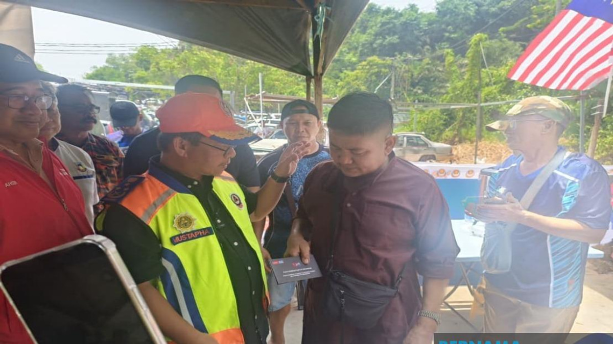 Grandfather's Anguish: Family Unaware Children Remained Inside Burning Kota Kinabalu Home