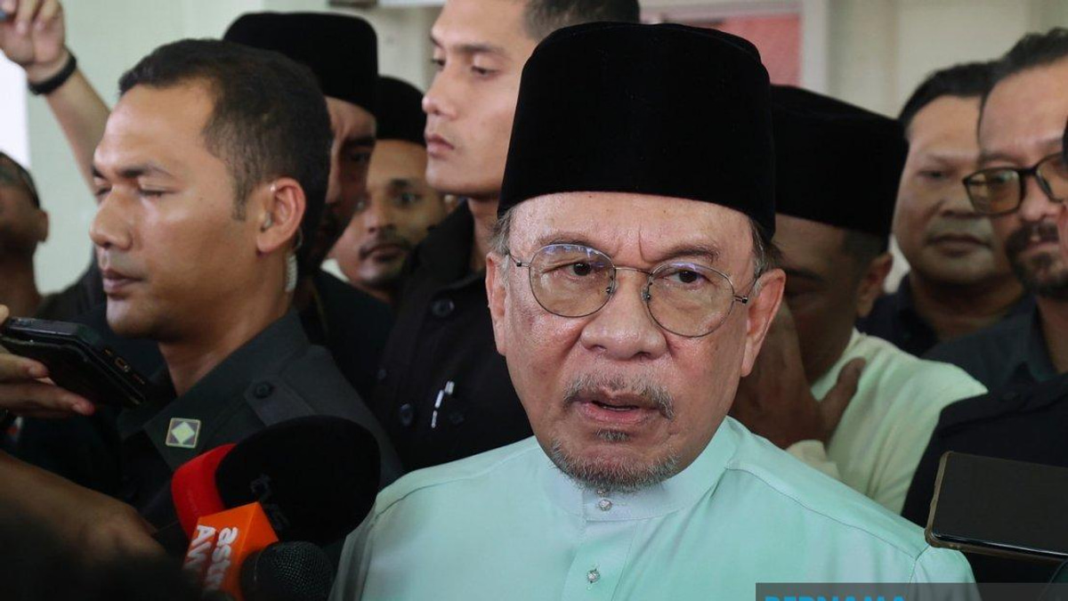 PM Anwar Reaffirms Federal Government's Recognition Of Tuanku Muhriz As Negeri Sembilan Ruler