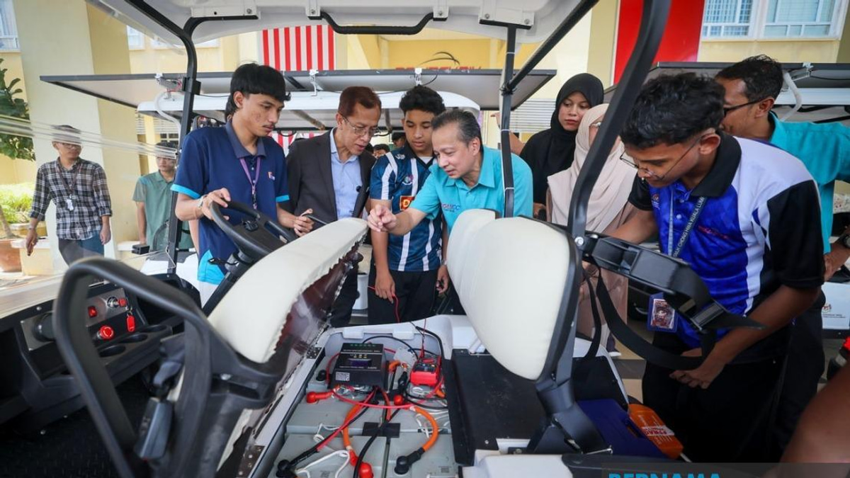Kelantan Polytechnic Pioneers Solar-Powered Buggy Cars in Regional Green Energy Push