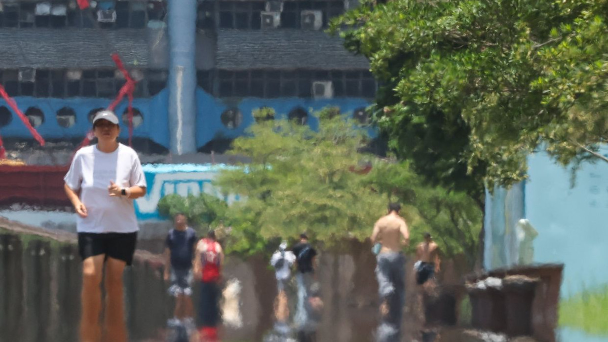 Hong Kong braces for cooler weather after scorching heatwave prompts rainstorm alert