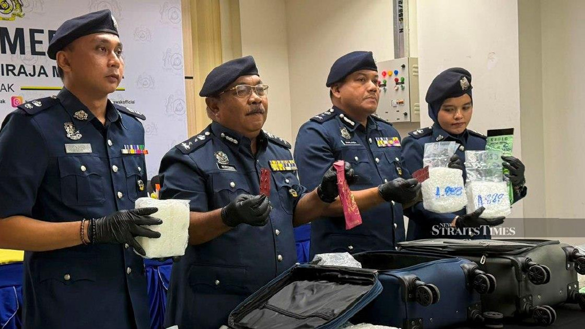 Sarawak Customs seizes RM1.32 million in drugs at Kuching airport