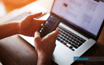 Malaysia's Digital Paradox: 98% Embrace Online Services Despite Rising Security Fears