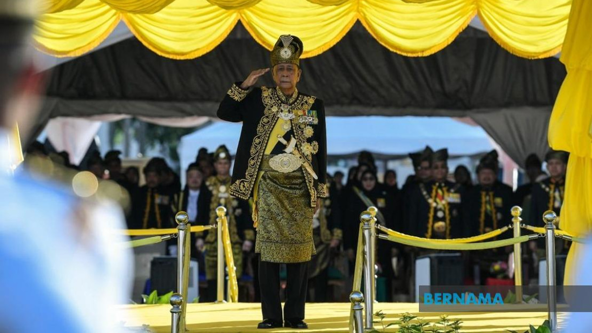 Sultan of Kedah Marks 84th Birthday with Military Parade in Alor Setar