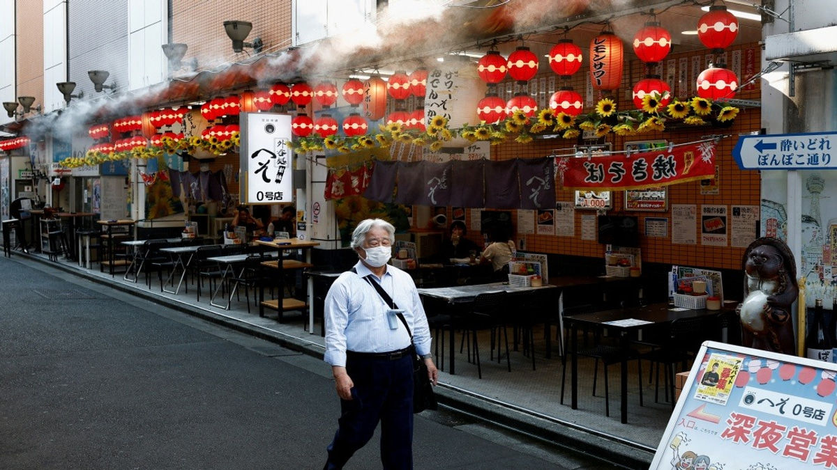 Nearly Half of Japan's Elderly Women Turn to AI for Personal Relationship Advice