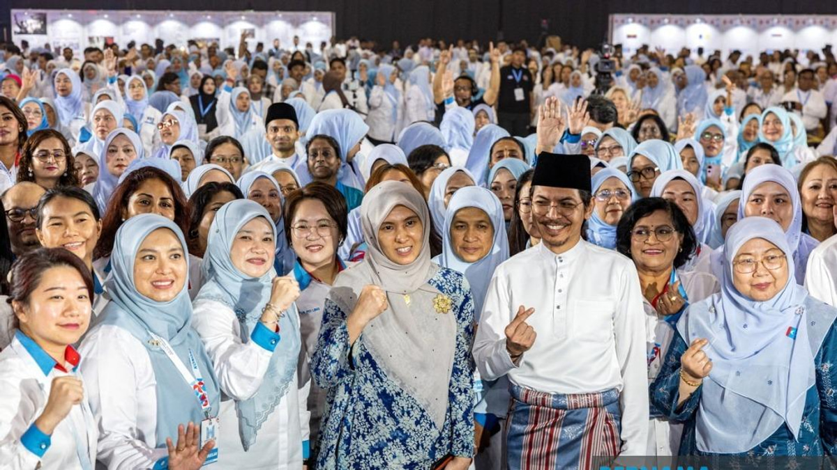 Grassroots Connection Essential for Political Leaders, Says AMK Chief