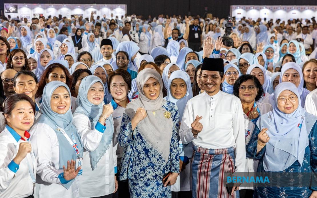 Grassroots Connection Essential for Political Leaders, Says AMK Chief