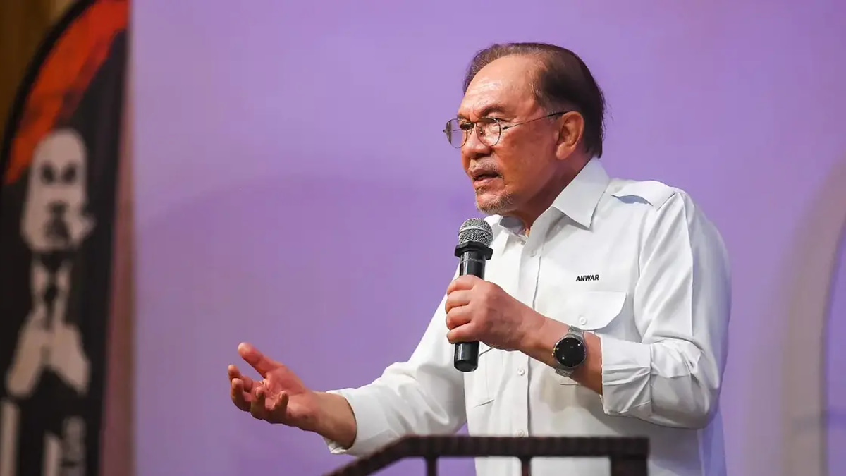 Anwar flags urgent need to speed up affordable housing rollout in Johor